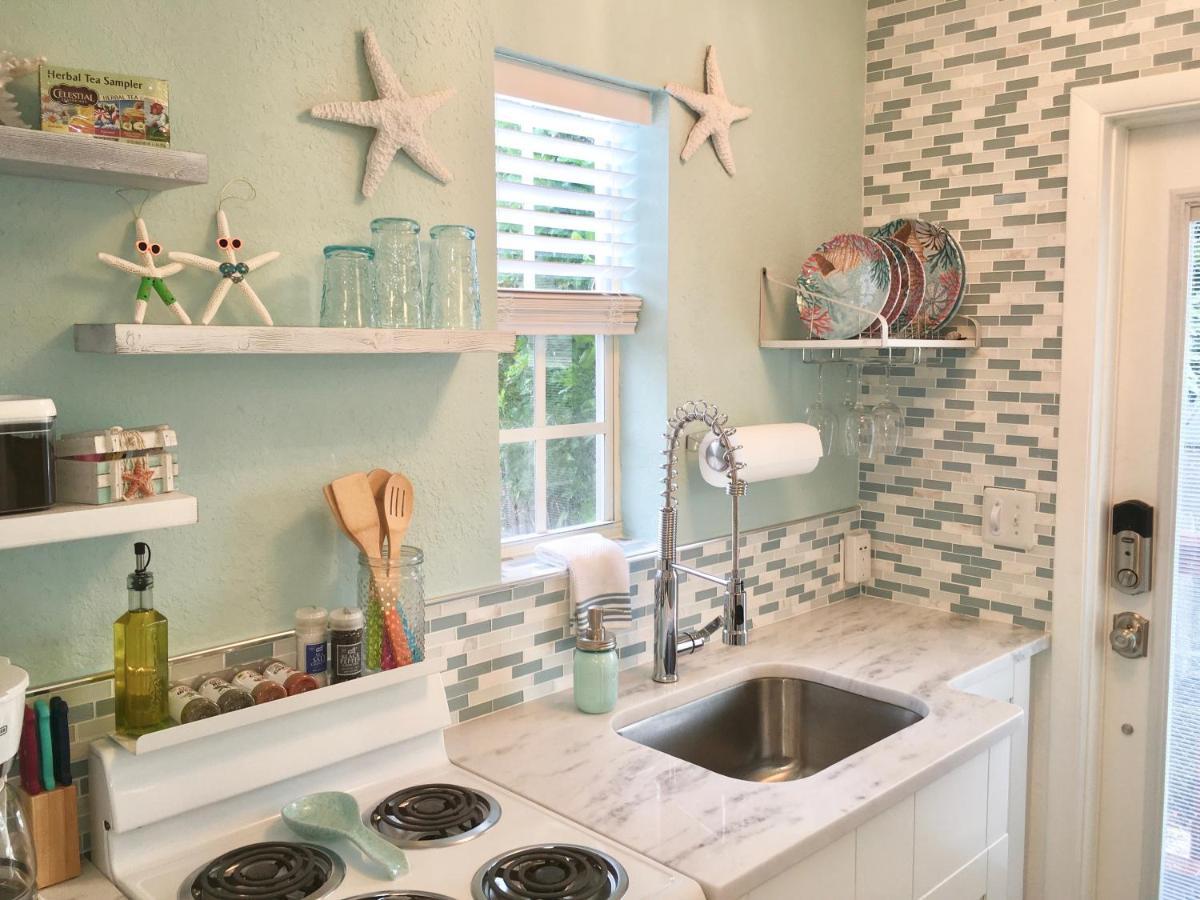 Coastal Studio Escape! North North Naples المظهر الخارجي الصورة