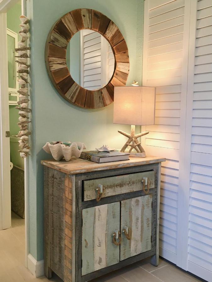 Coastal Studio Escape! North North Naples المظهر الخارجي الصورة