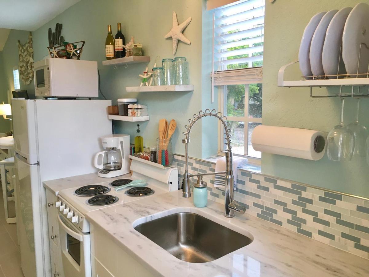 Coastal Studio Escape! North North Naples المظهر الخارجي الصورة