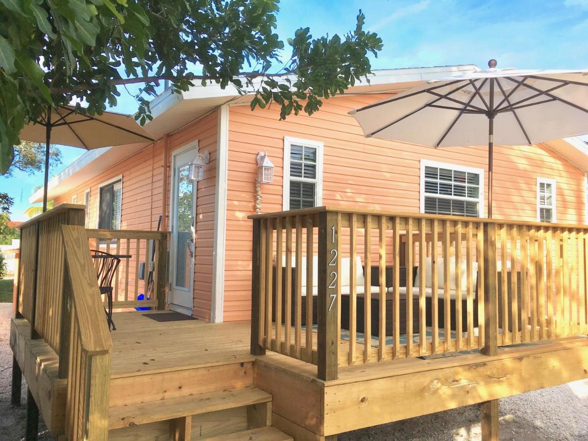 Coastal Studio Escape! North North Naples المظهر الخارجي الصورة